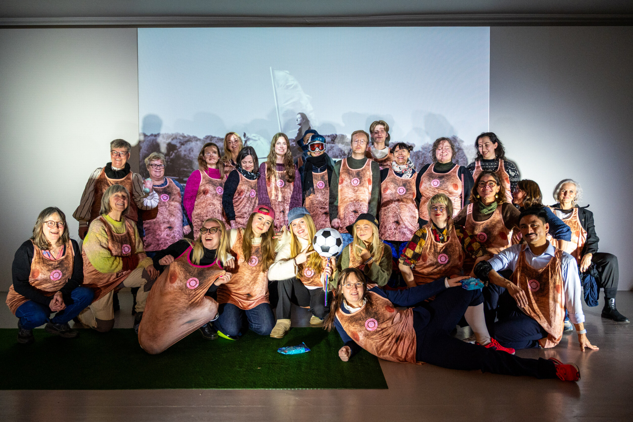 250122 Performance F15 Web 01